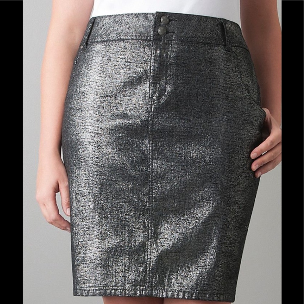 Lane Bryant black silver metallic denim skirt 26